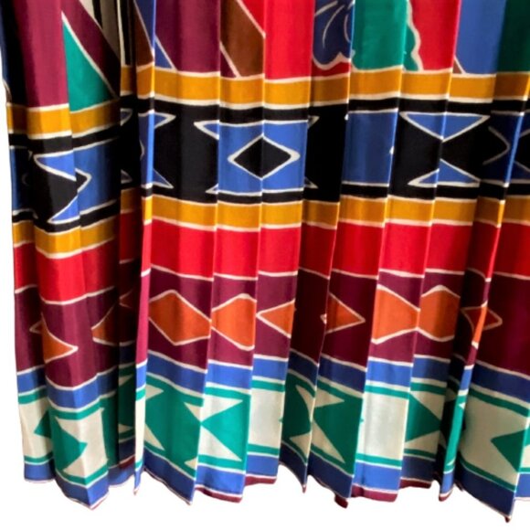 Vintage pleated midi skirt in amazing colour print and fabric - Picture 4 of 16